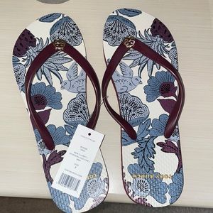 BNWT Womens Tory Burch flip flops